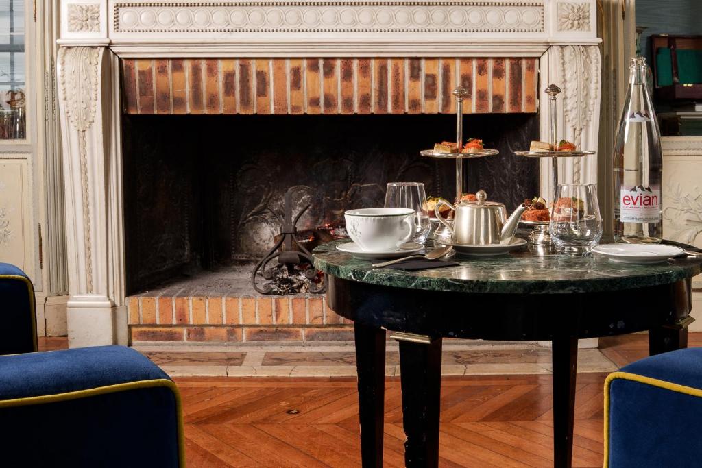 Χώρος καθιστικού στο Château D'artigny