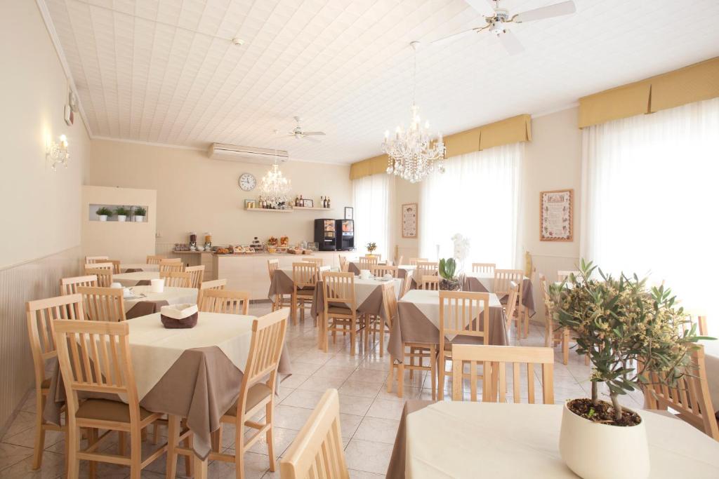 Posezení v ubytování Hotel Villa Perazzini