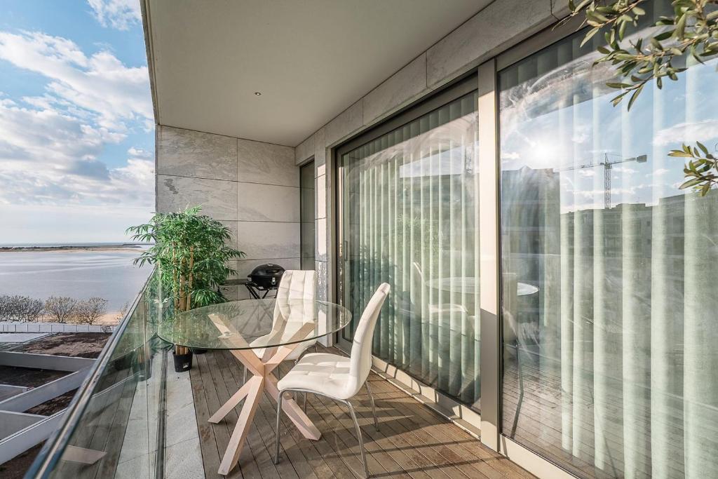 GuestReady - Classy retreat with river view