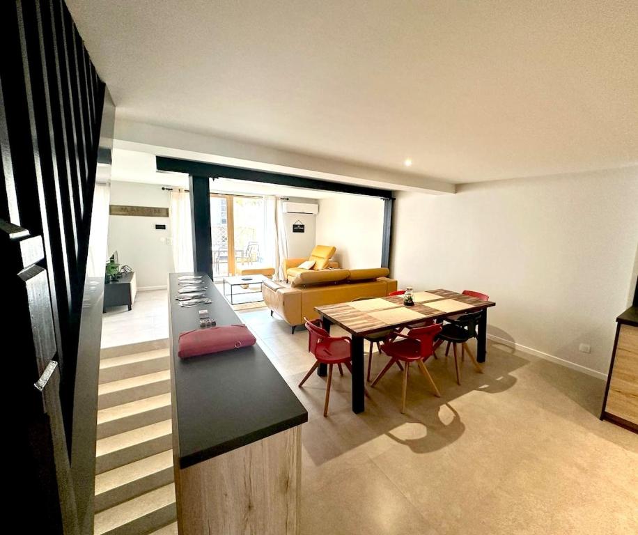 Khu vực ghế ngồi tại Maison du Bonheur, Mulhouse historic center