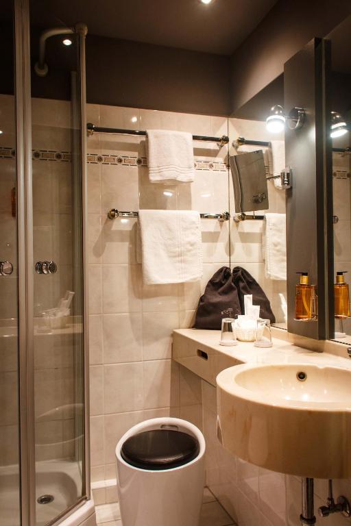 Nägler´s Fine Lounge Hotel - Standard Doppelzimmer Rheinseite