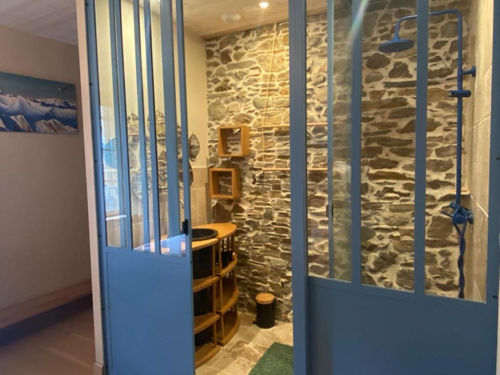 Koupelna v ubytování Jasmine joli chapeau L'appel d'air