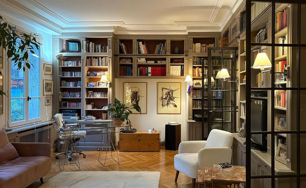 Comme dans une maison au milieu du 5ème Paris