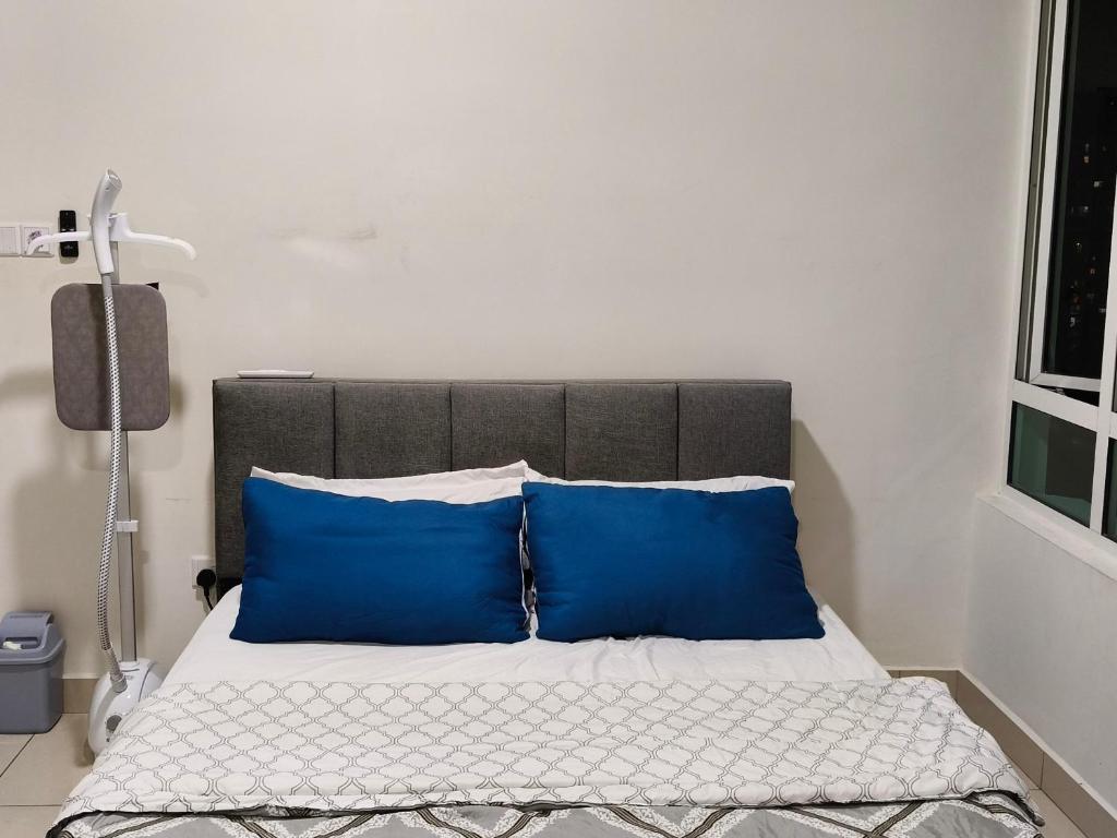 Postel nebo postele na pokoji v ubytování STUDIO UNIT ON 20th FLOOR WITH A BEAUTIFUL VIEW