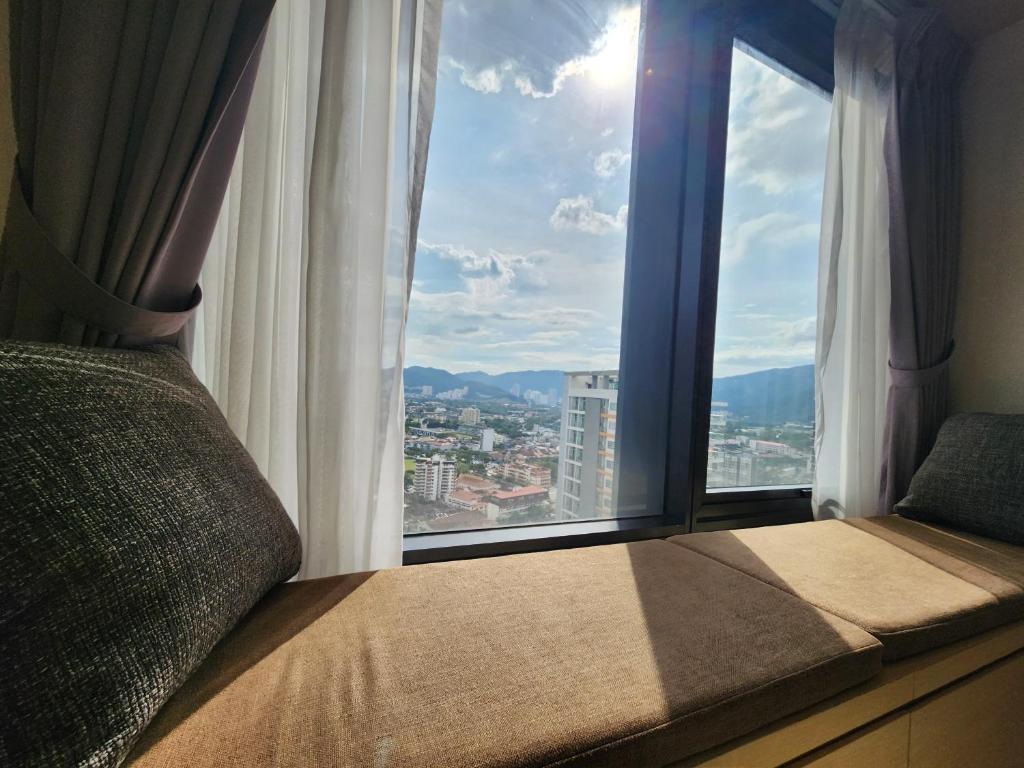 En generel udsigt til bjerge eller udsigt til bjerge taget fra lejligheden