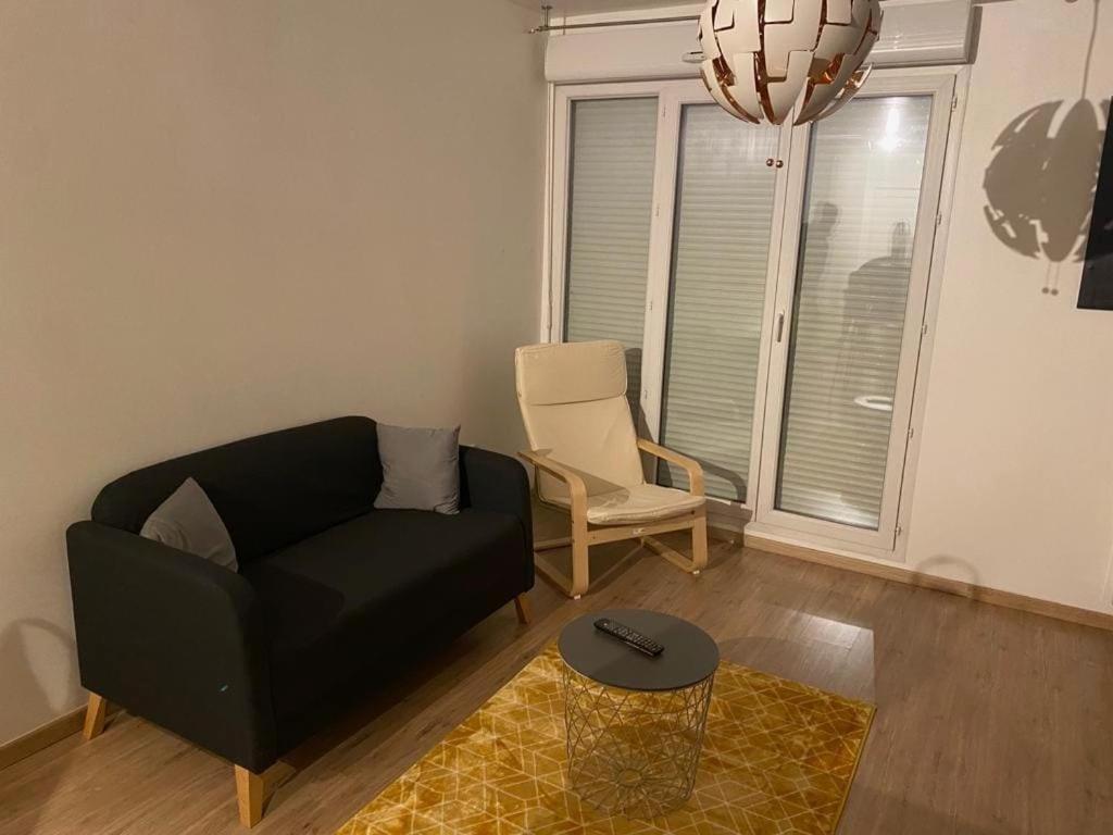 Фотография из галереи Beau 2 pièces moderne et cosy à Corbeil-Essonnes в городе Корбей-Эсон