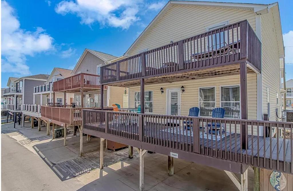 Barefoot Ocean View-5br l 3ba Golf Cart, Ocean Lakes, Myrtle Beach