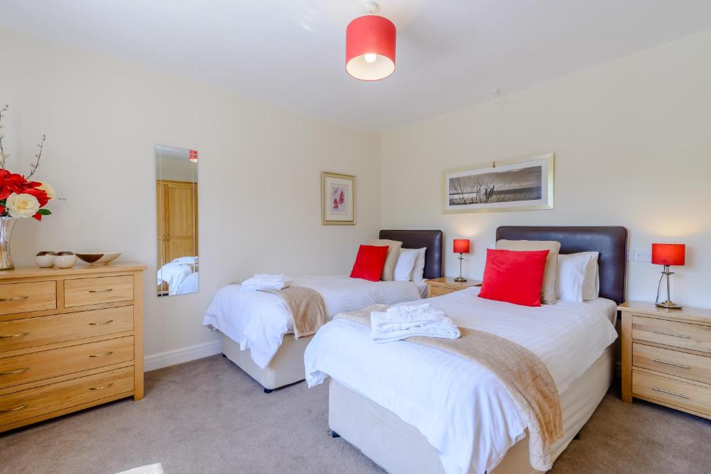 Ένα ή περισσότερα κρεβάτια σε δωμάτιο στο Cote Ghyll Mill Bed & Breakfast at Osmotherley