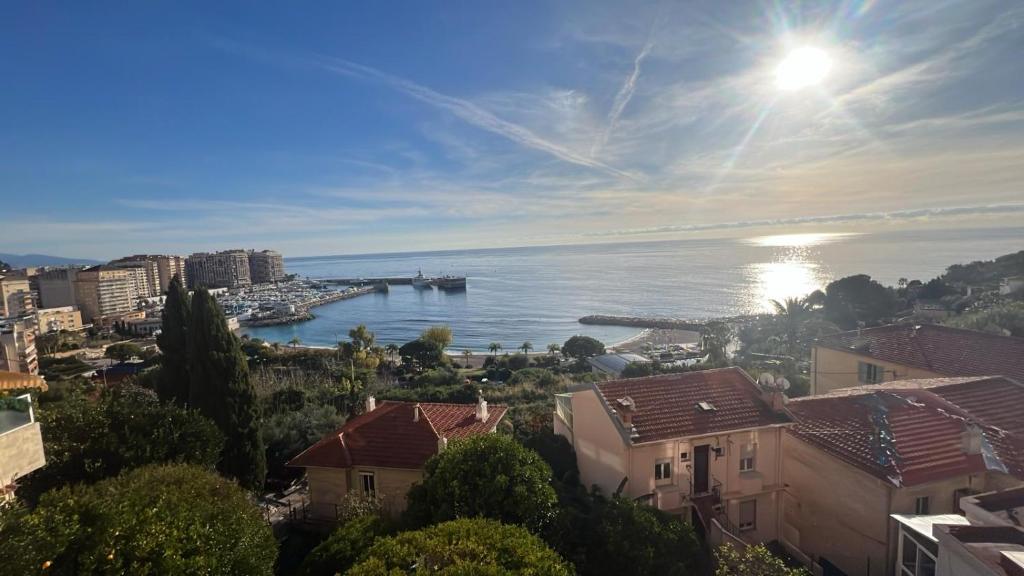 vistas al océano desde una ciudad en Cap d'Ail - Sea view - 2 bedrooms 3 beds - Rotterdam, en Cap d'Ail