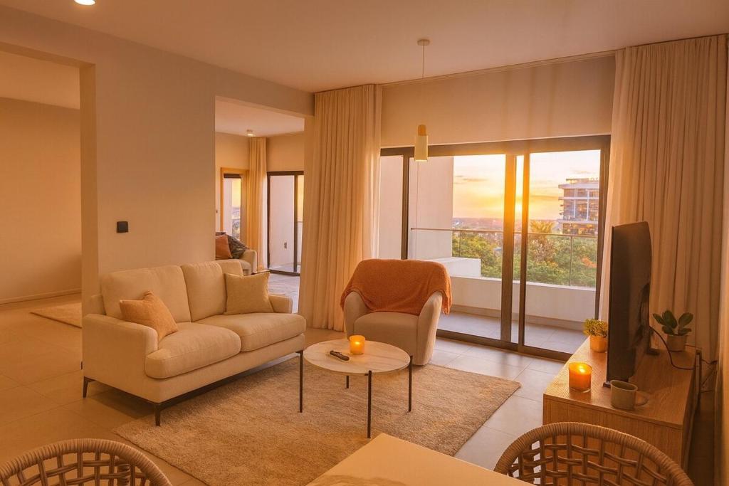 Χώρος καθιστικού στο Splendid Mountains View Three Bedroom Apartment