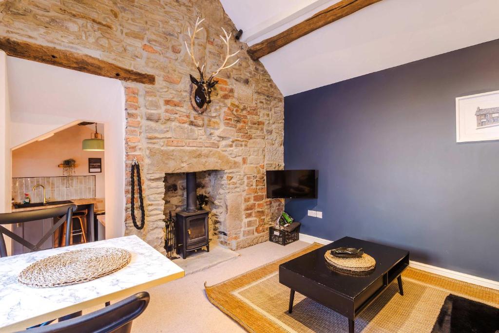 Μια τηλεόραση ή/και κέντρο ψυχαγωγίας στο Deacon's Retreat Peak District