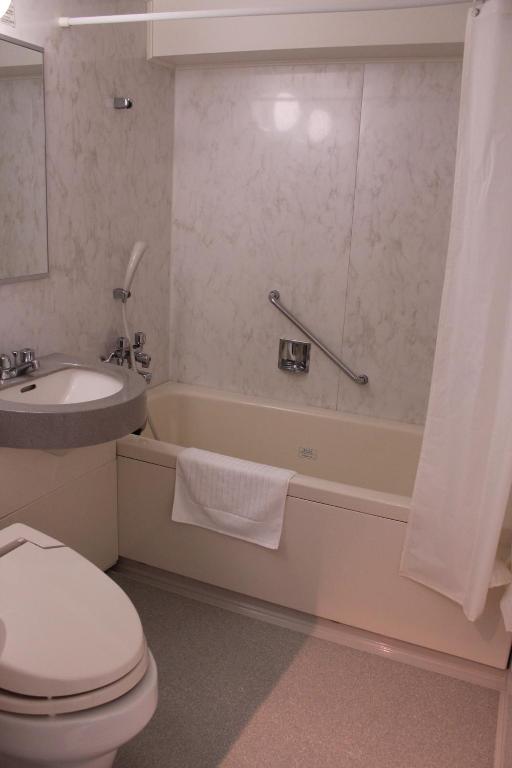 Koupelna v ubytování Hotel Crown Hills Takaoka