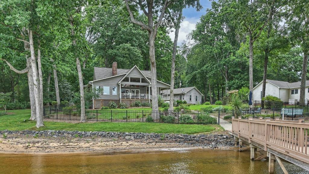 Φυσικό τοπίο κοντά σε αυτή η παραθεριστική κατοικία