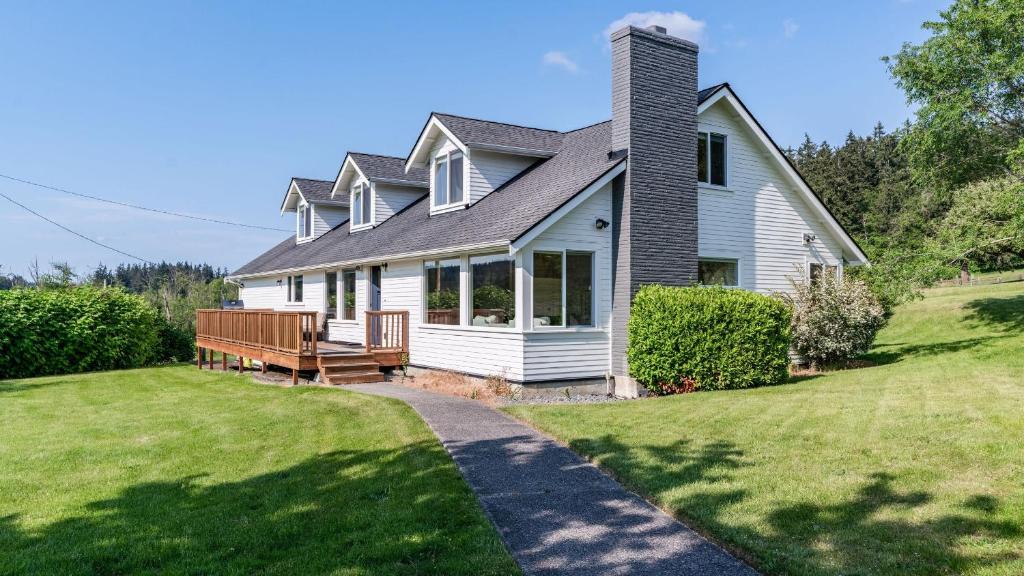 Το κτήριο όπου στεγάζεται  η παραθεριστική κατοικία