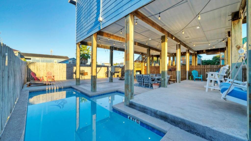 Πισίνα στο ή κοντά στο Priv Pool Walk to Marina Eateries 3 Mins to Beach Marlin Azul by AvantStay