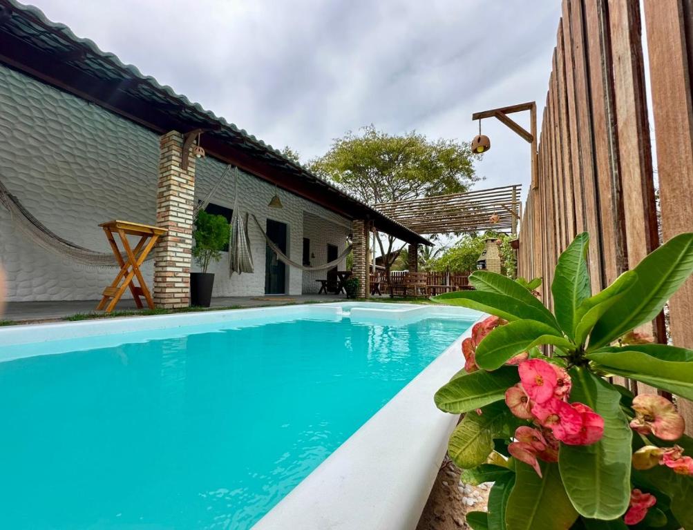 Πισίνα στο ή κοντά στο Chalé Begê