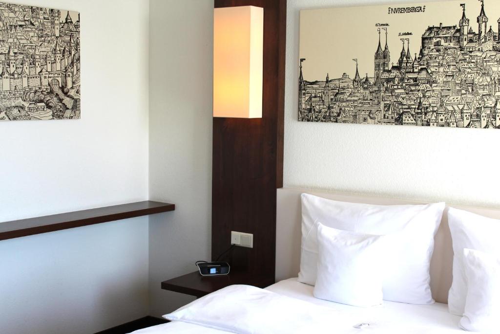 Postel nebo postele na pokoji v ubytování Best Western Hotel Nürnberg City West