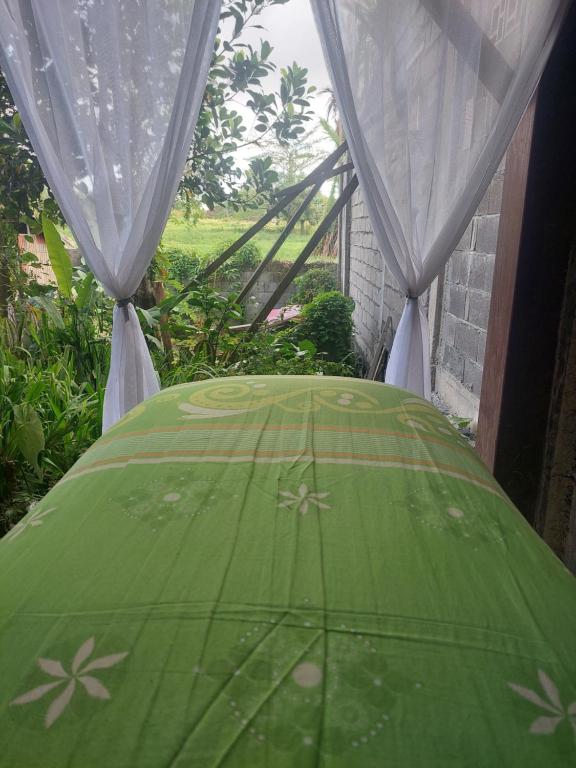 Zahrada ubytování Chrisma Bed and Breakfast