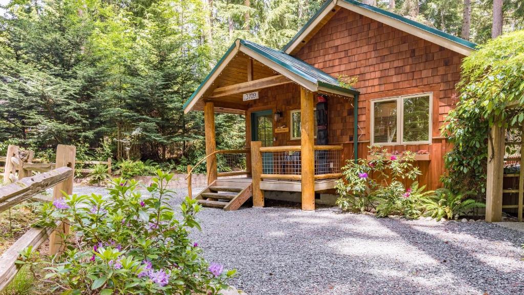 En have udenfor The Cottage at Herons Roost by AvantStay