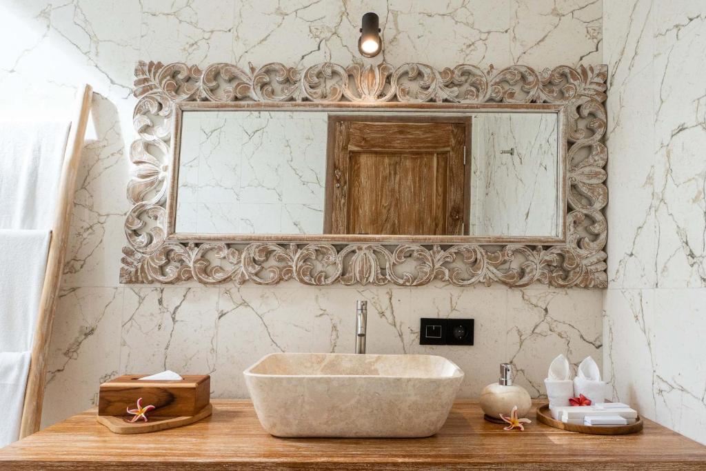 Sawah Sebatu Villa - 18