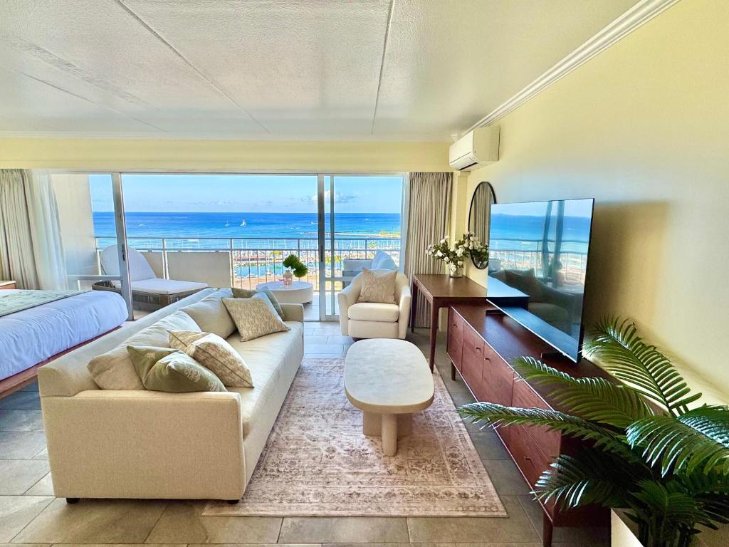 Panoramic Oceanview Resort - Full Kitchen in Each Unit, 2 Swimming Pools, Onsite Restaurants, Fireworks Every Friday photo