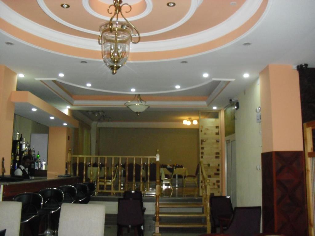Lounge nebo bar v ubytování C Fun Addis Hotel