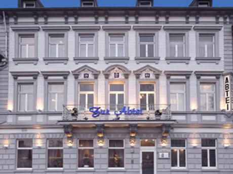 Budova, kde se hotel nachází