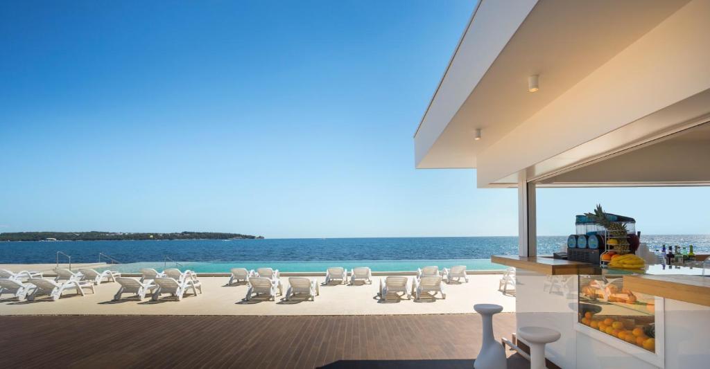 Zdjęcie z galerii obiektu Aminess Sirena - Holiday homes Classic w mieście Novigrad