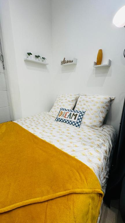 studio cosy mouffetard Censier Sorbonne Monge PARIS 5e rénové récemment