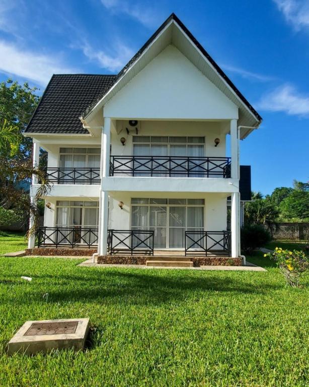 Το κτήριο όπου στεγάζεται  ο ξενώνας