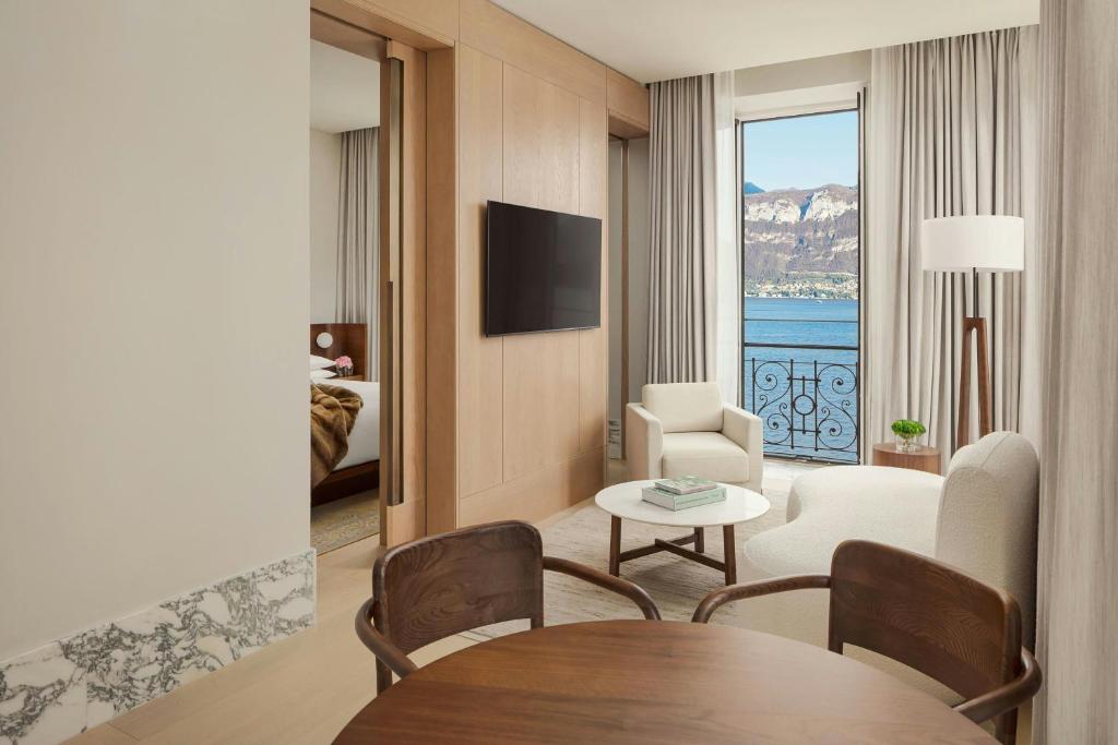 The Lake Como EDITION