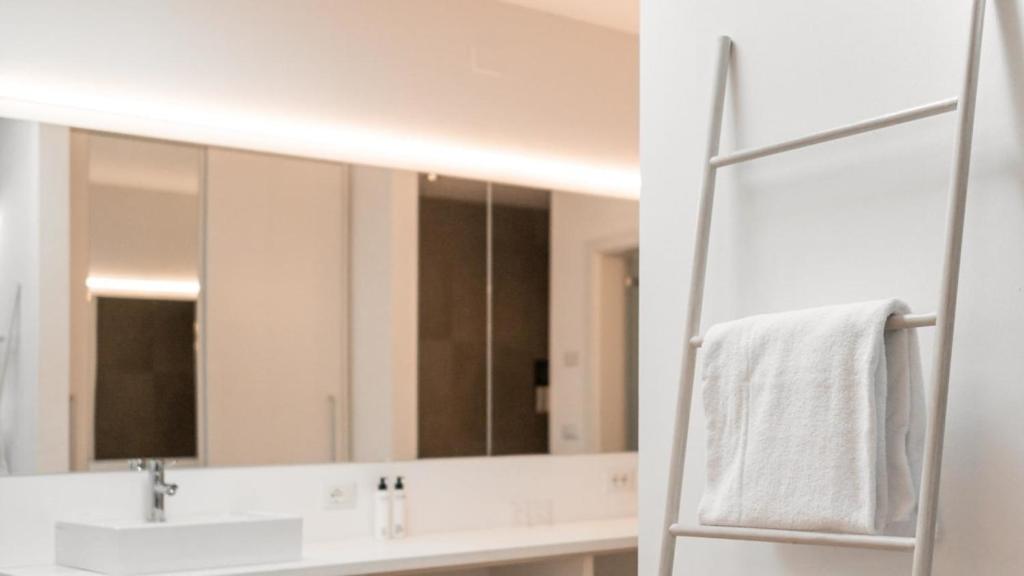 Design Hotel Tyrol - Estudio Con Balcón