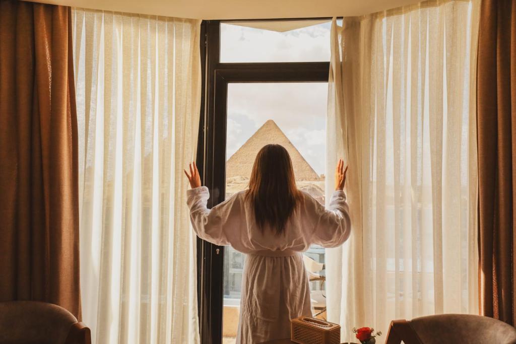 Neom Pyramids Valley Boutique hotel - 13