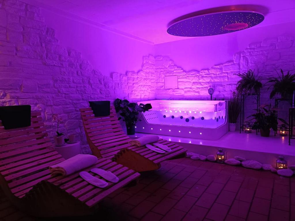 Domus Volumnia Country House