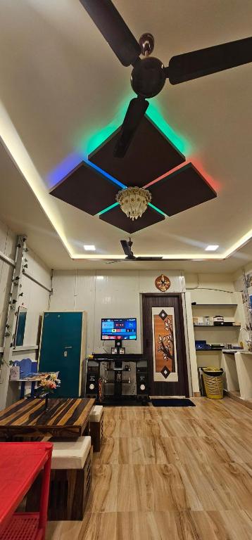 Et tv og/eller underholdning på Welcome Homestay