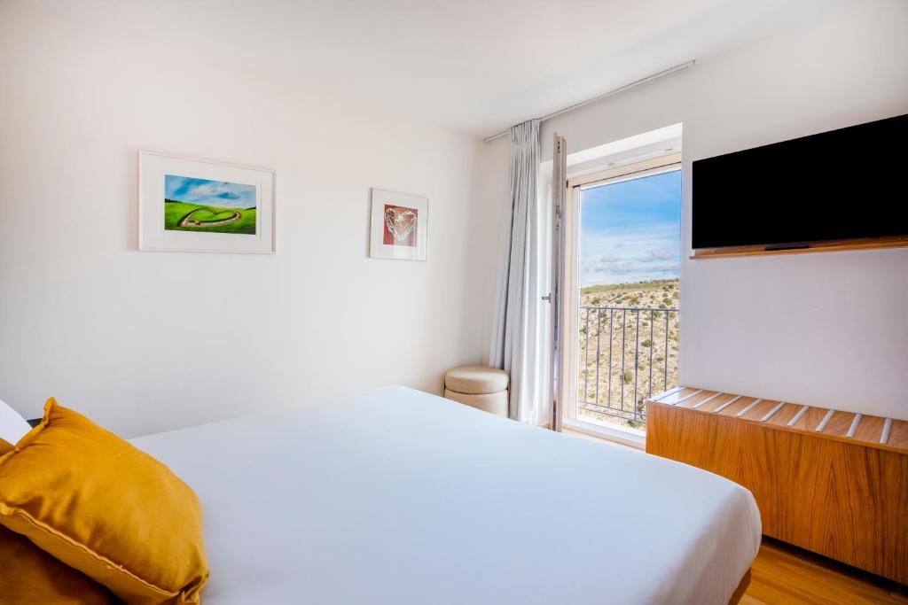 Casa Festa Rooms - Affaccio sul Canyon a due passi dai Sassi - Family Suite