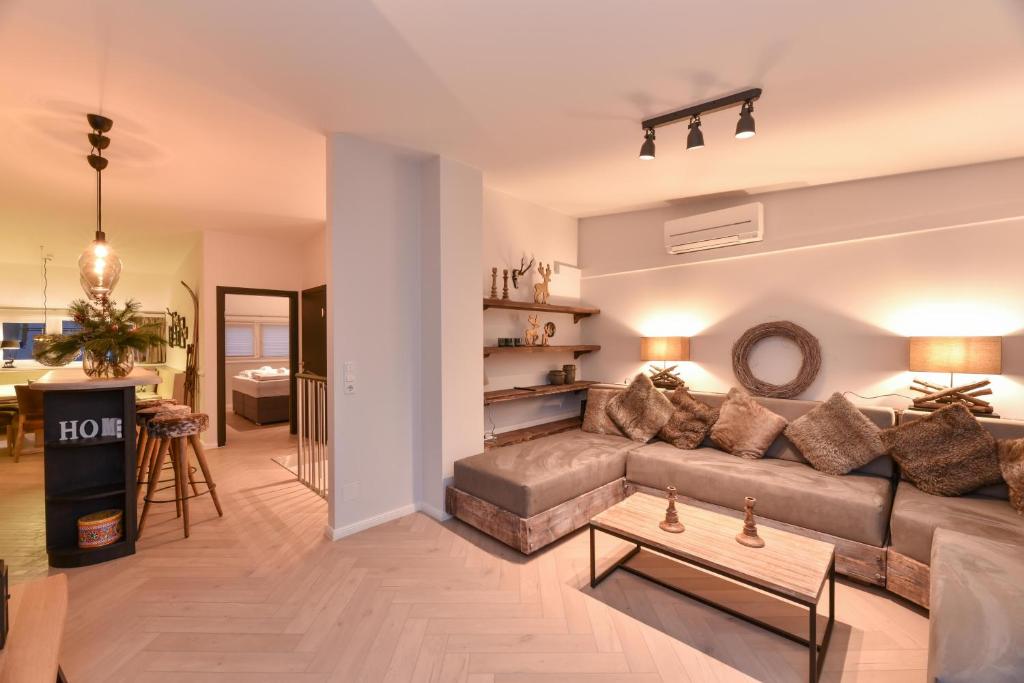 Aria Sky Suites review : Inside ARIA's Sky Suites King Room - Penthouse Suites With Mountain Views