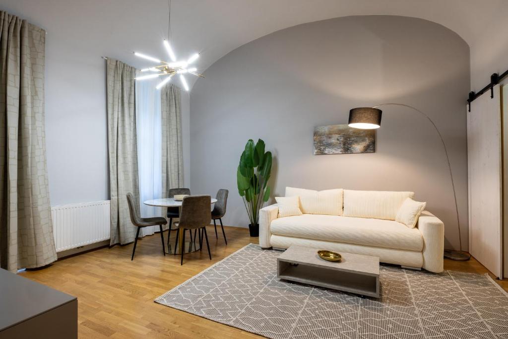 Photo inspiration: Picture Idea: Easy Flat Danhausergasse Central Apartments Near Metro Wenen