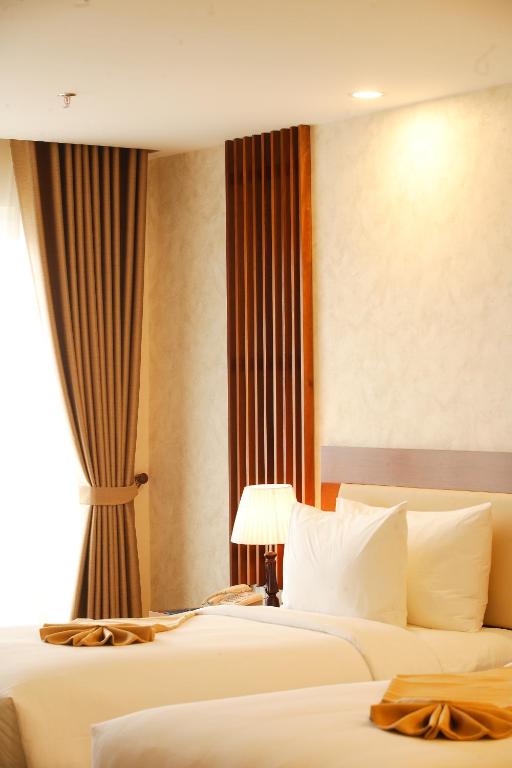 Suite Junior 2 Giường Đơn Nhìn Ra Thành Phố
