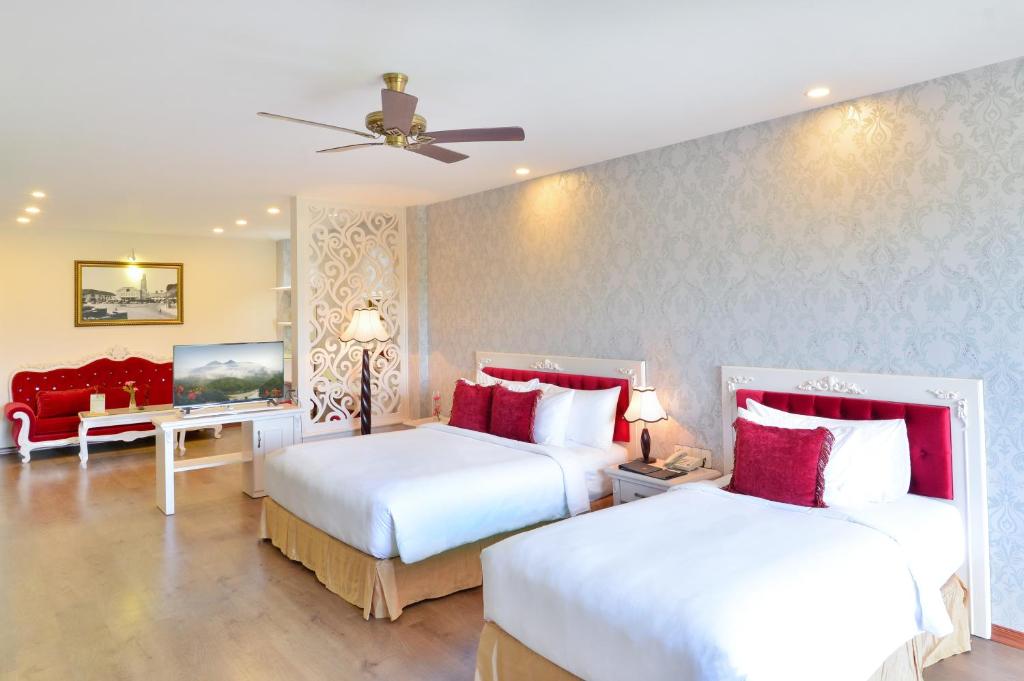 Suite Junior Cho 3 Người Nhìn Ra Thành Phố