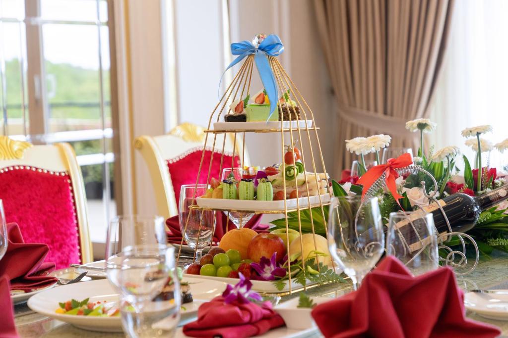 Suite Tổng Thống Nhìn Ra Thành Phố Và Thung Lũng