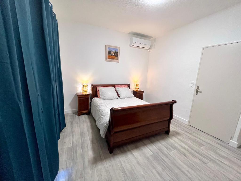 Postel nebo postele na pokoji v ubytování L'escapade du Port - T2 Spacieux Palavas-les-Flots