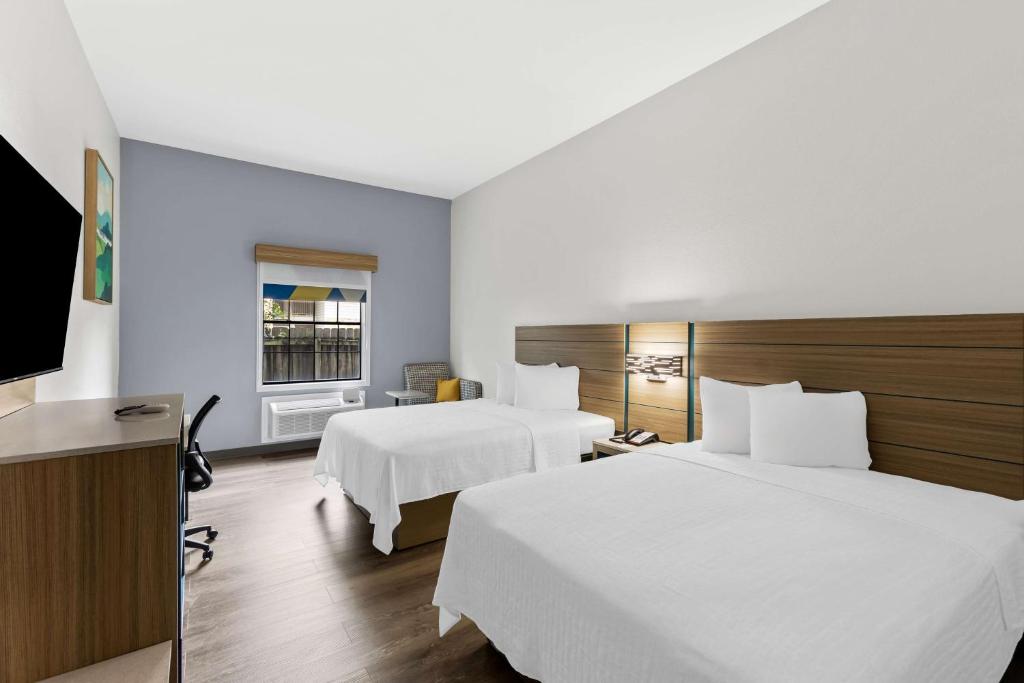 Sonesta Essential Beaumont - Habitación Queen Con Dos Camas Queen