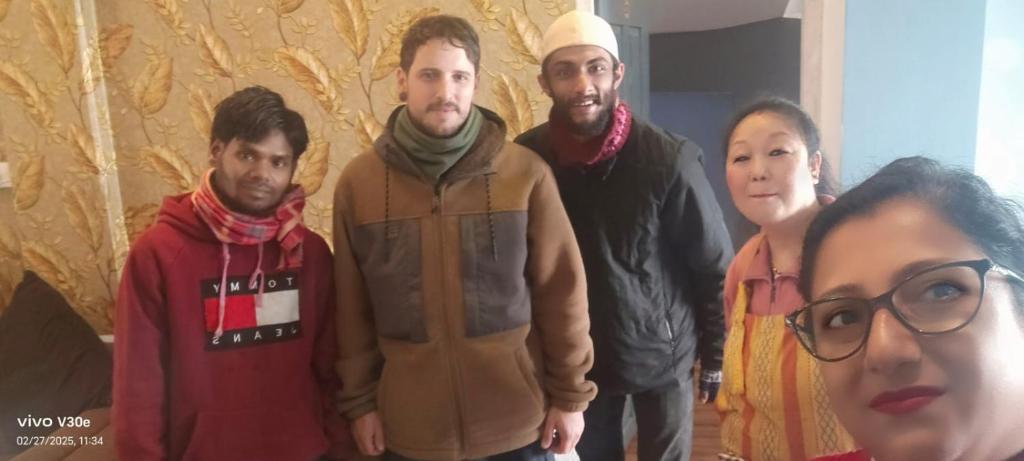 Gasten van Sonali Megh