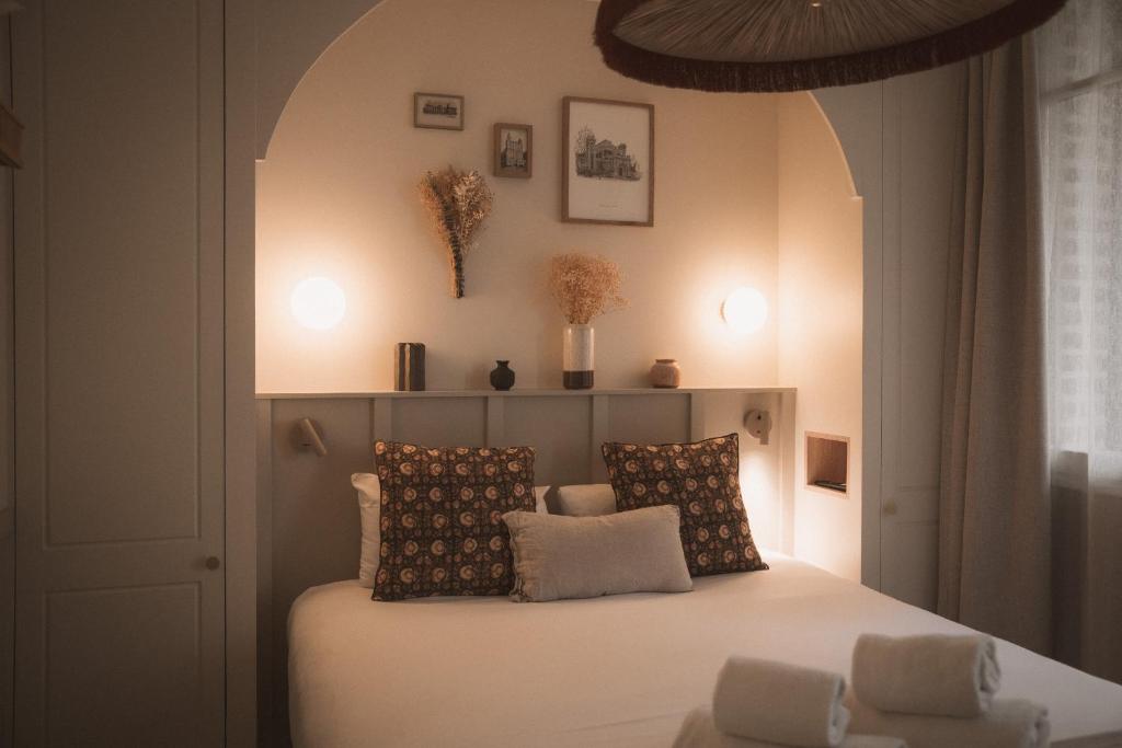 Postel nebo postele na pokoji v ubytování Sézam appart-Hôtel - Rennes