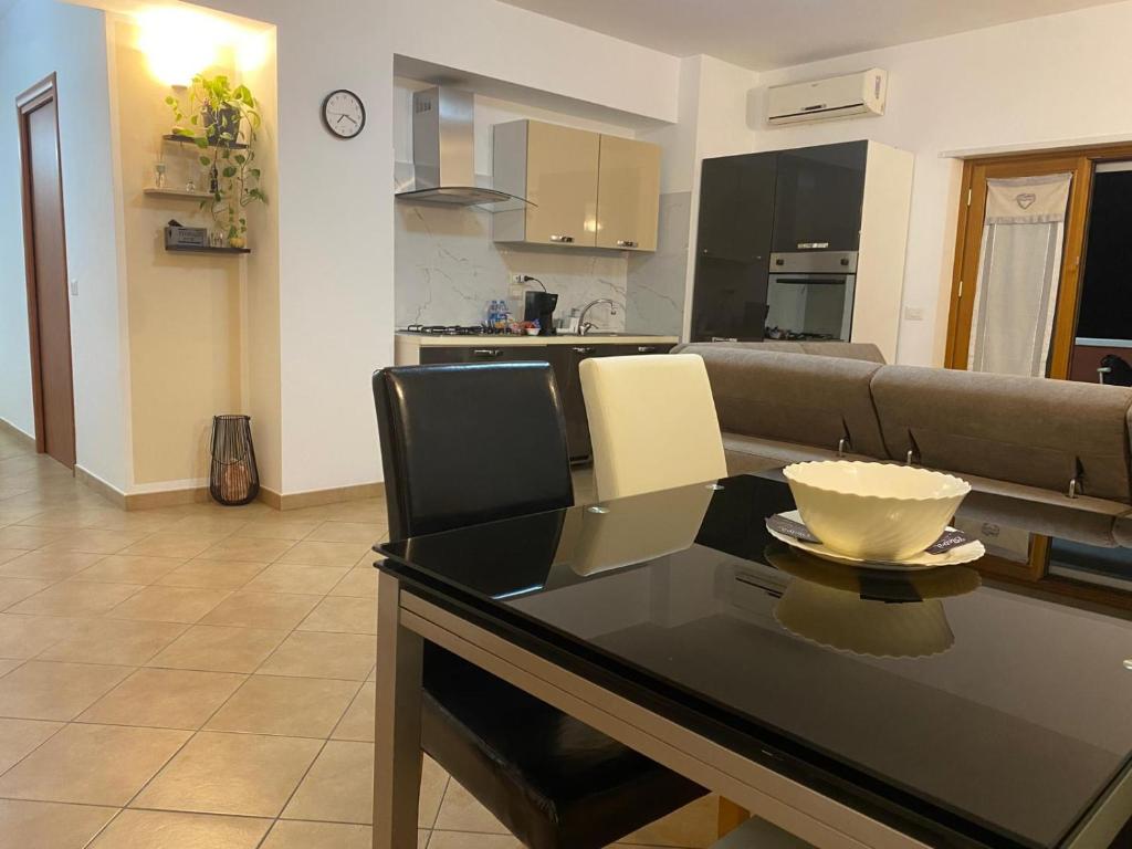 Η κουζίνα ή μικρή κουζίνα στο B&B Olimpia