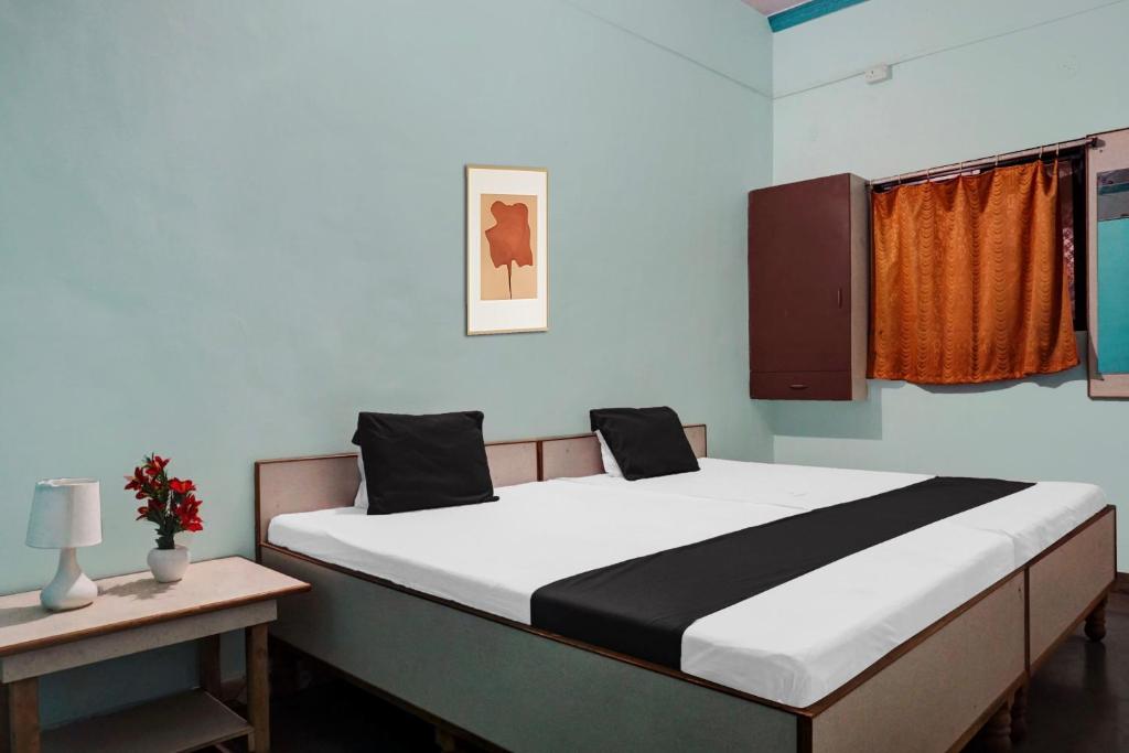 Imagine din galeria proprietății Hotel O Sangameshwar Hotel & Lodging în Pune