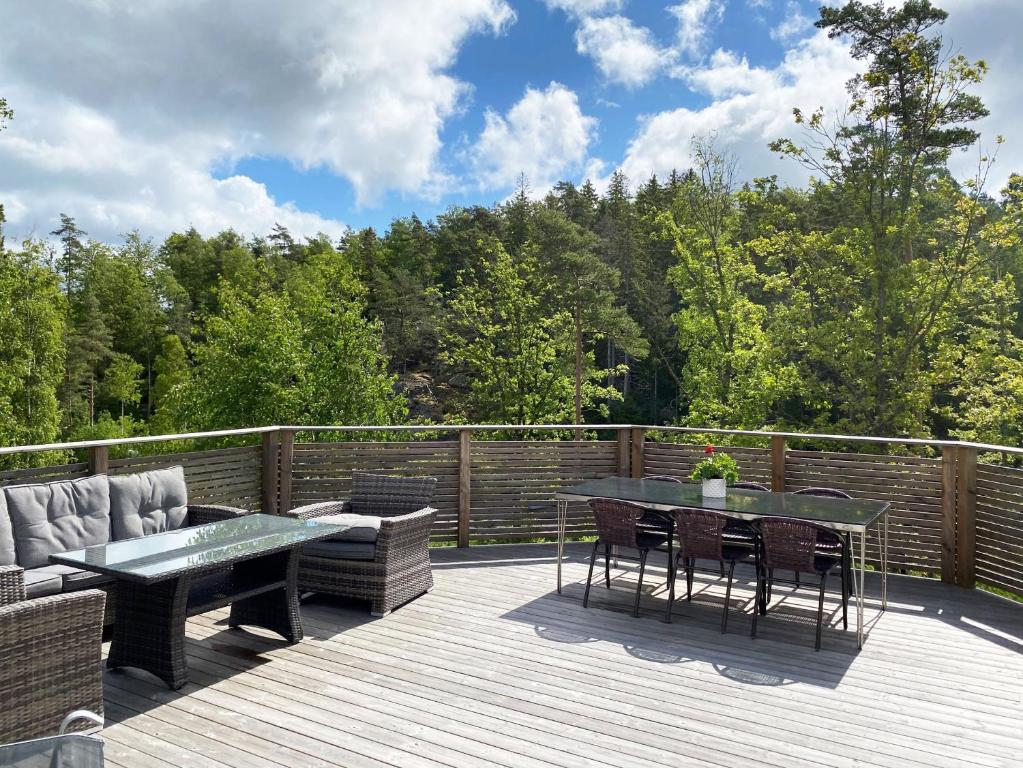 Villa with sauna, 650 m to the beach SE09135