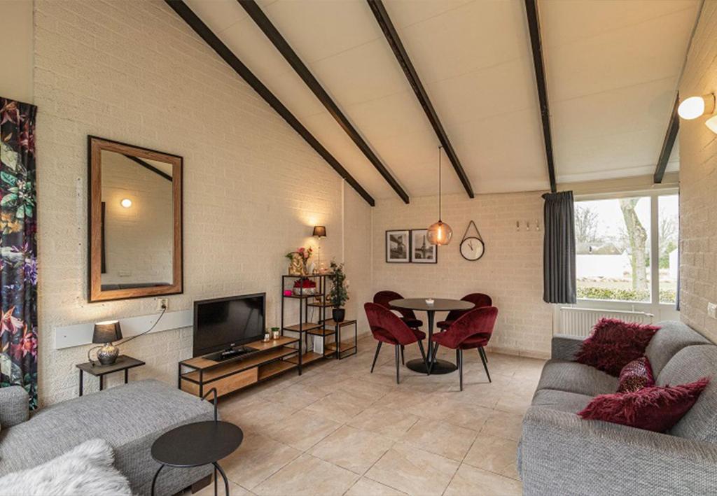 Et tv og/eller underholdning på Bungalowpark Simpelveld - Castra 39