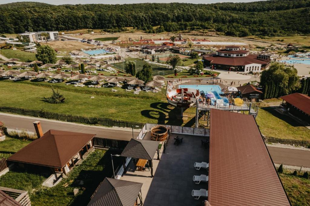 an aerial view of a resort with a water park at Baile Figa-Terasa Spa Cazare in Agrişu de Sus